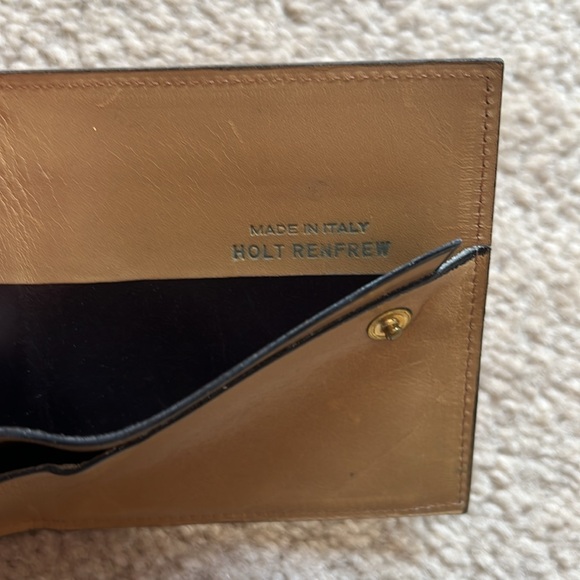 Vintage Holt Renfrew Tan Leather Wallet with Gold Hardware and Black Trim - Picture 5 of 12